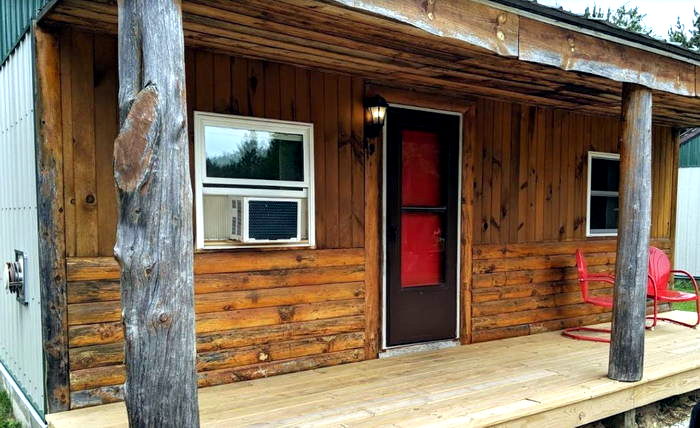 Berrys Motel (Orchard Motel, Orchard Grove Motel) - Web Listing (newer photo)